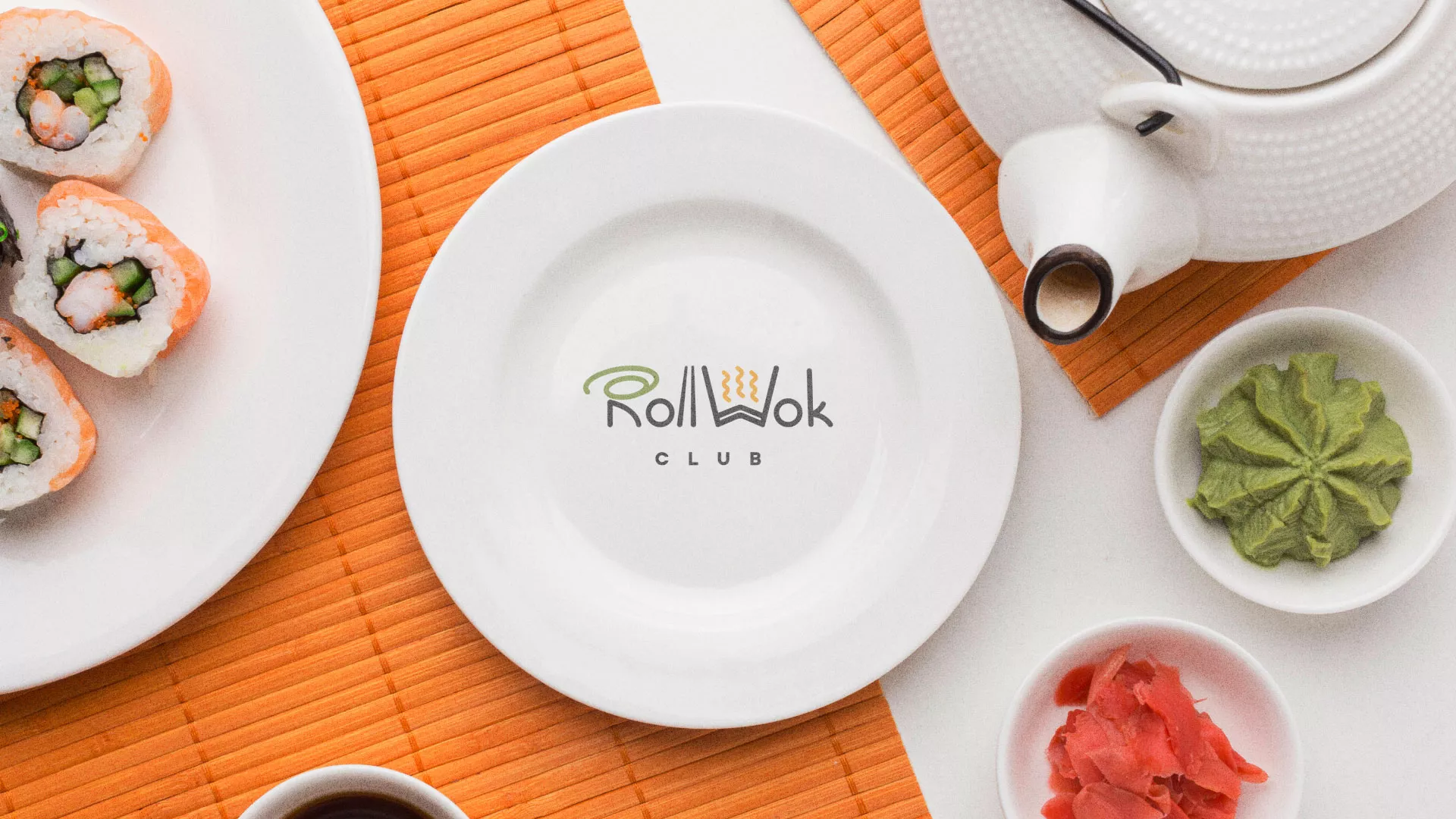 Разработка логотипа и фирменного стиля в Вологде для суши-бара «Roll Wok Club» Разработка логотипа и фирменного стиля в Вологде для суши-бара «Roll Wok Club»